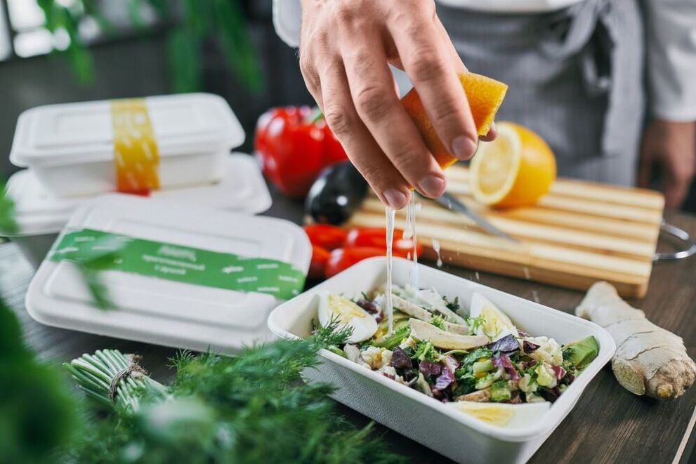 Una nutrición adecuada es la clave para la salud y el buen rendimiento de los hombres.